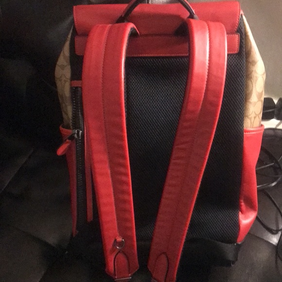 Coach track backpack in color lock signature canvas with coach stamp - Picture 2 of 9